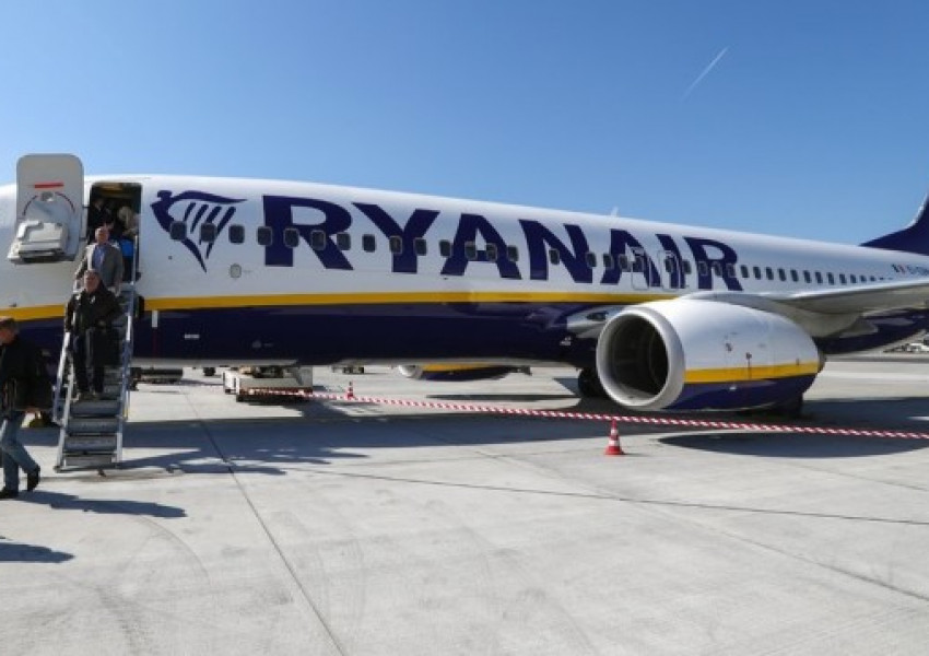 Ryanair отменя стотици полети днес и утре  