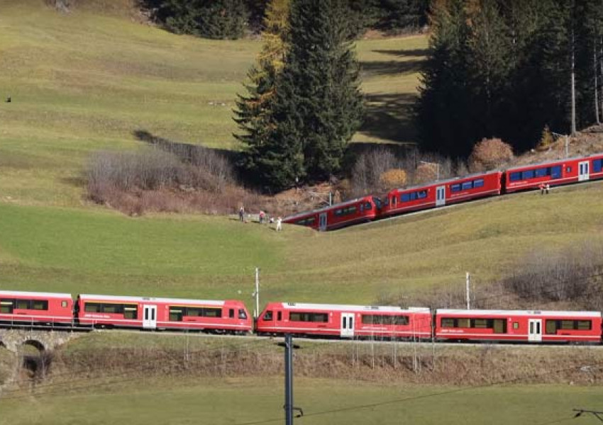 Най-дългият пътнически влак беше "композиран" в Швейцария