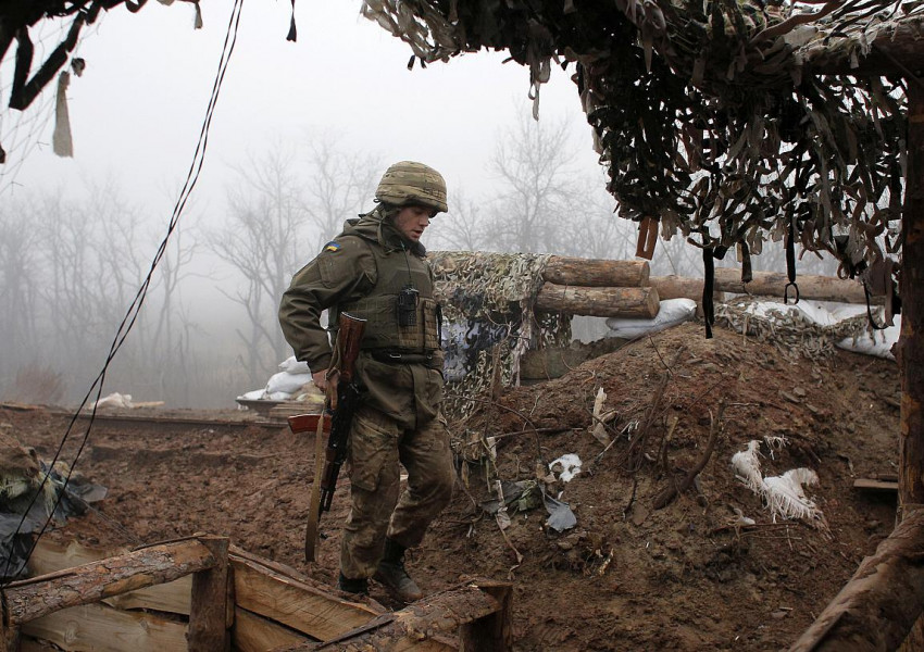 След Крим и в Донбас напрежението ескалира, сблъсъците може да избухнат с нова сила.