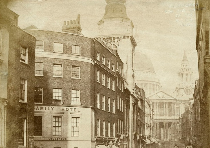 Как е изглеждал Лондон преди 100 години (РЕТРО СНИМКИ)