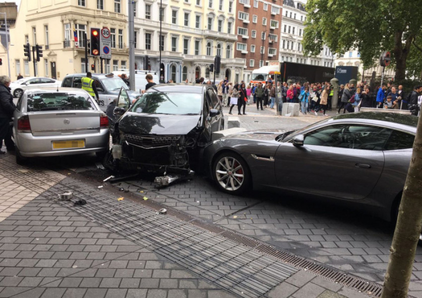 Първи снимки от нападението в Лондон