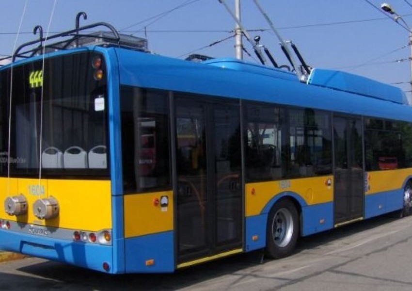 Ученичка от Стара Загора спаси шофьор и пътници на тролейбус
