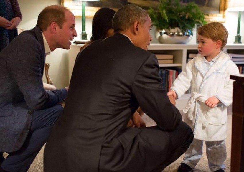 Принц Джордж се запозна със семейство Обама (СНИМКИ)