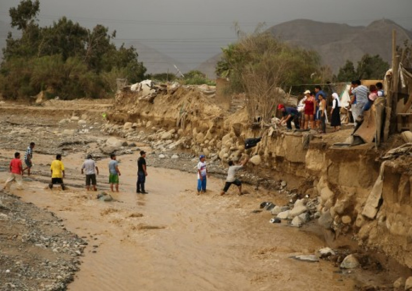 Трагедия в Перу: 75 души загинаха при тежки наводнения
