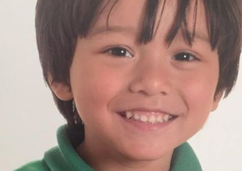 Откриха живо 7-годишното момченце, издирвано в Барселона след атентата