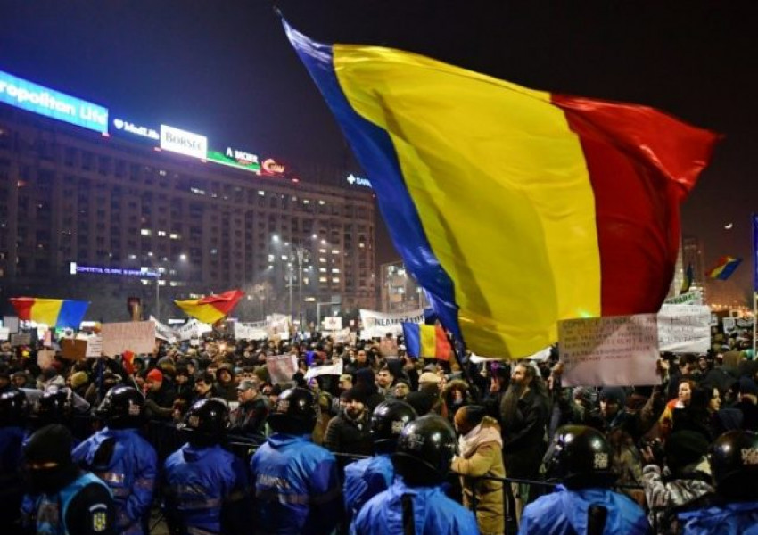Бунтовете в Румъния не стихват