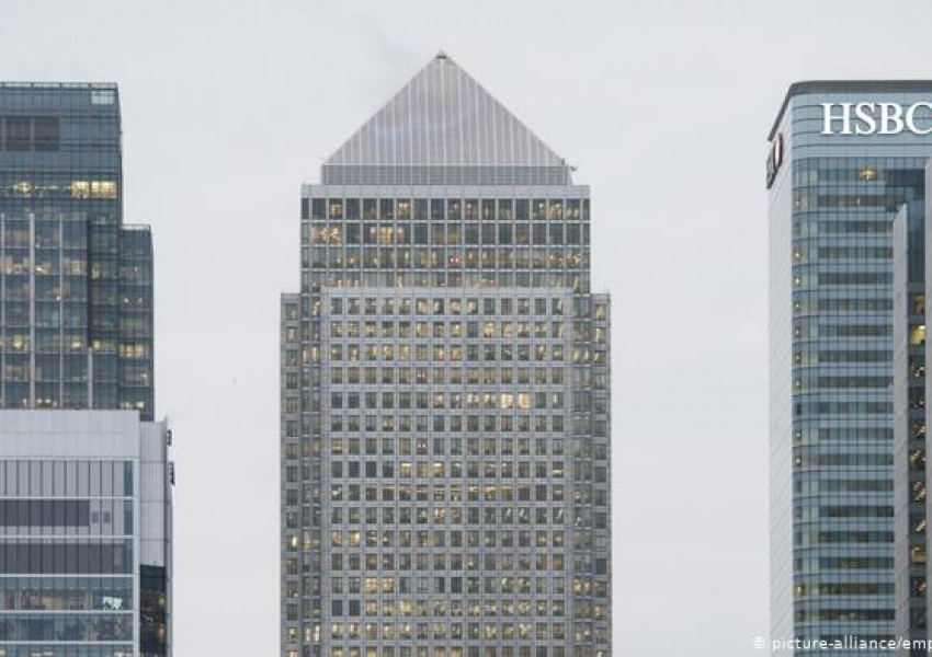 Великобритания затваря банките на 1 ноември при „твърд Брекзит”