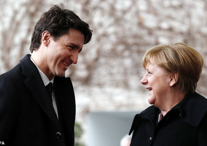 Чаровният канадски премиер омая и Меркел! (СНИМКИ)