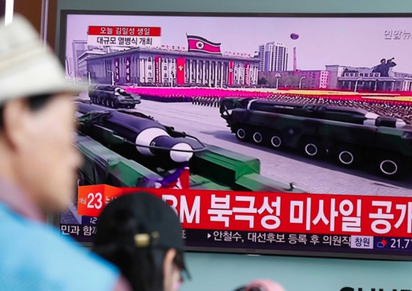 Северна Корея показа нови балистични ракети