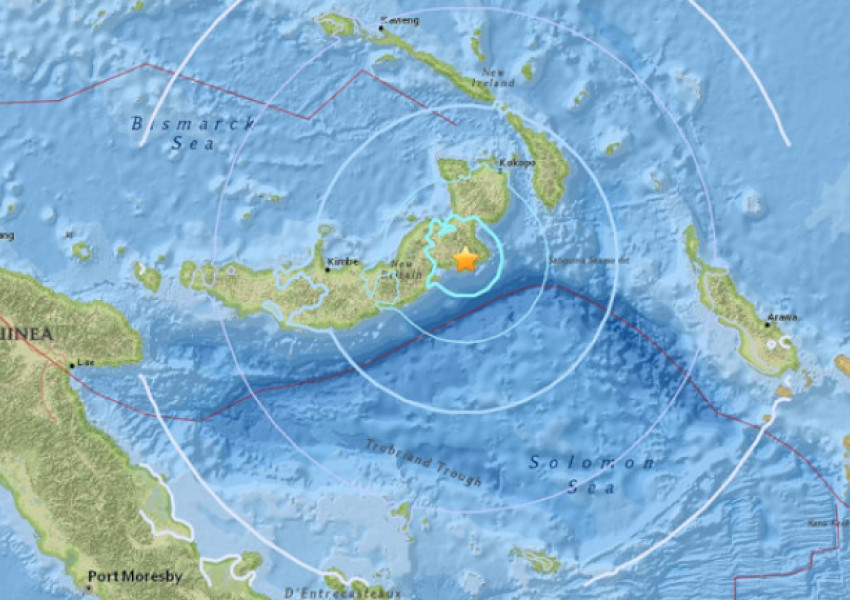 Земетресение с магнитуд 7,5 удари Папуа Нова Гвинея