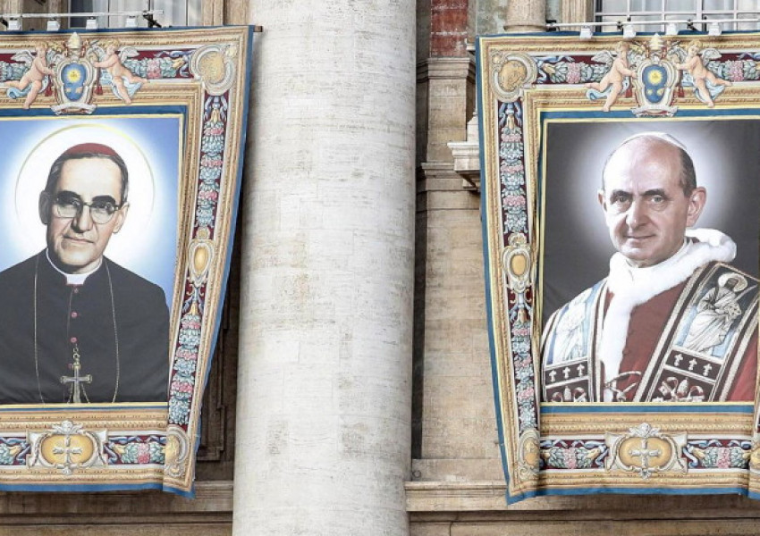 Папа Франциск канонизира две от най-спорните фигури на XX век