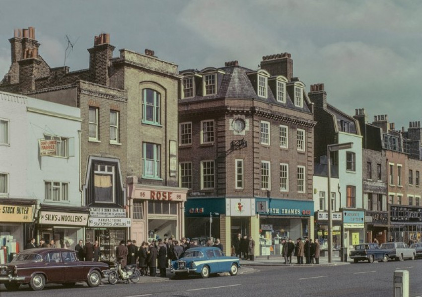 Източен Лондон през 60-те - вижте тези непоказвани досега снимки!