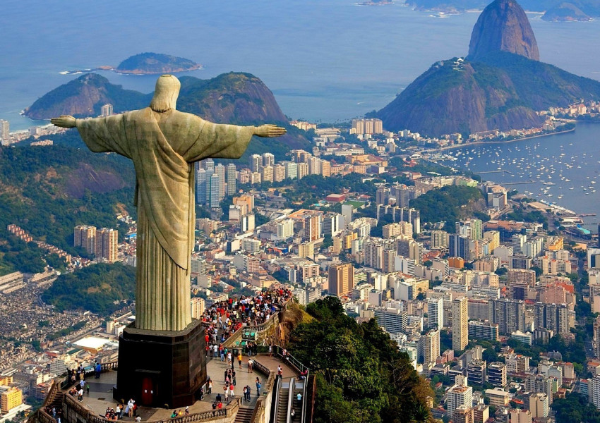 Статуята на Христос в Рио де Жанейро отбелязва 90 годишен юбилей