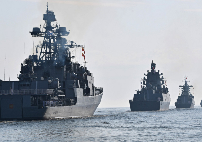 Русия изпрати 15 бойни кораба в Черно Море 