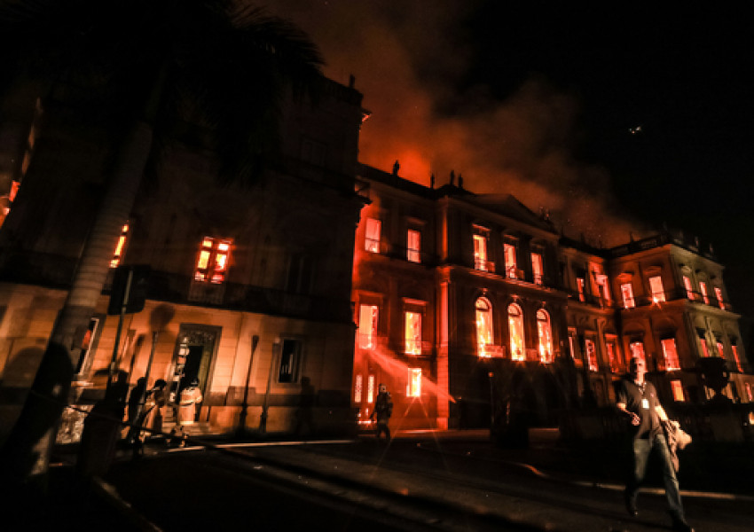 Разкриха причините за пожара в музея в Бразилия 