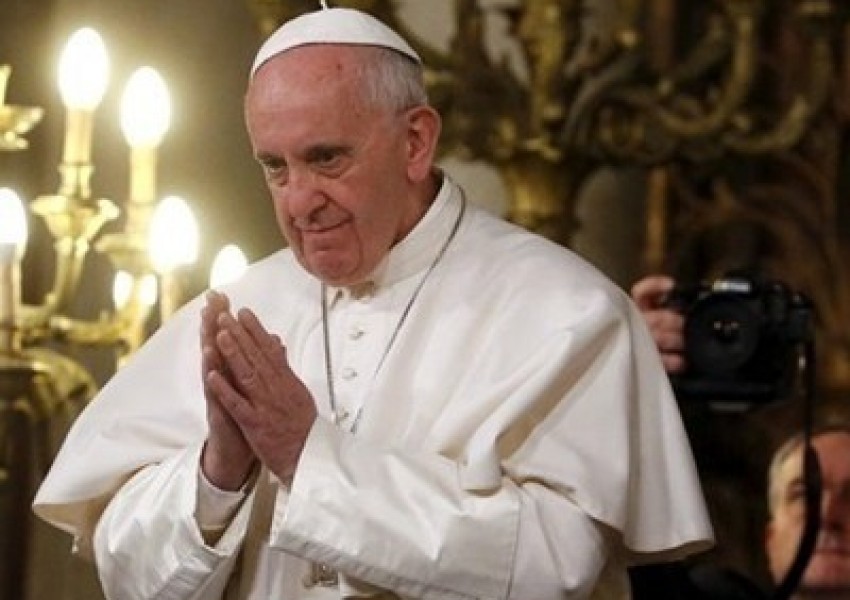 Папа Франциск: Свевтът е във война