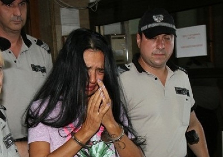 Aнита Мейзер остава в ареста