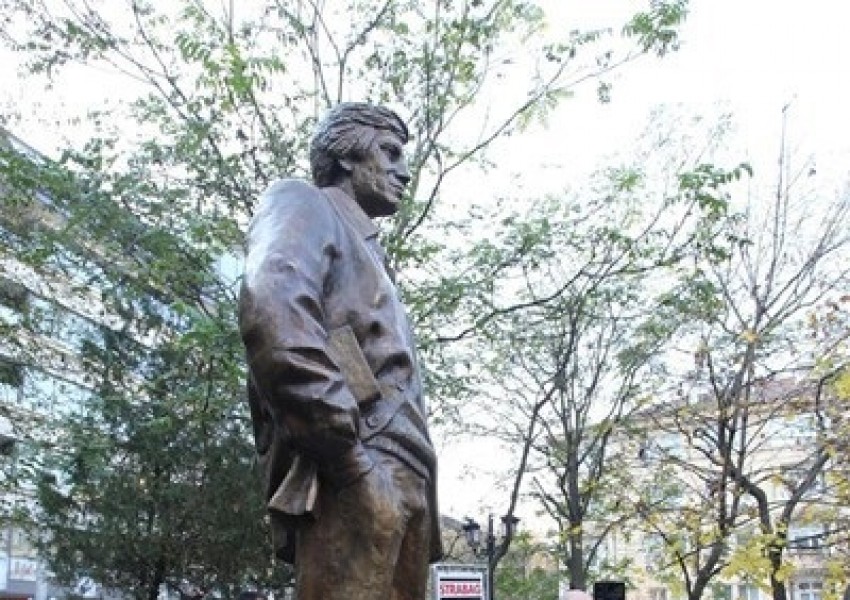 Вдигат паметник на Георги Марков в Лондон?