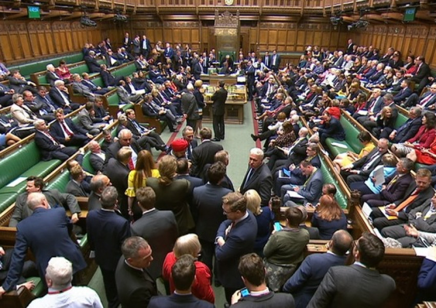Депутатите отхвърлиха опит на лейбъристите да блокират "Брекзит" без сделка