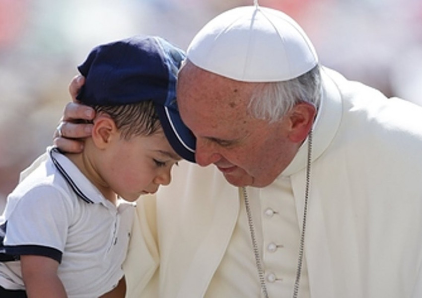Папа Франциск разкритикува днес двойките, които не искат да имат деца