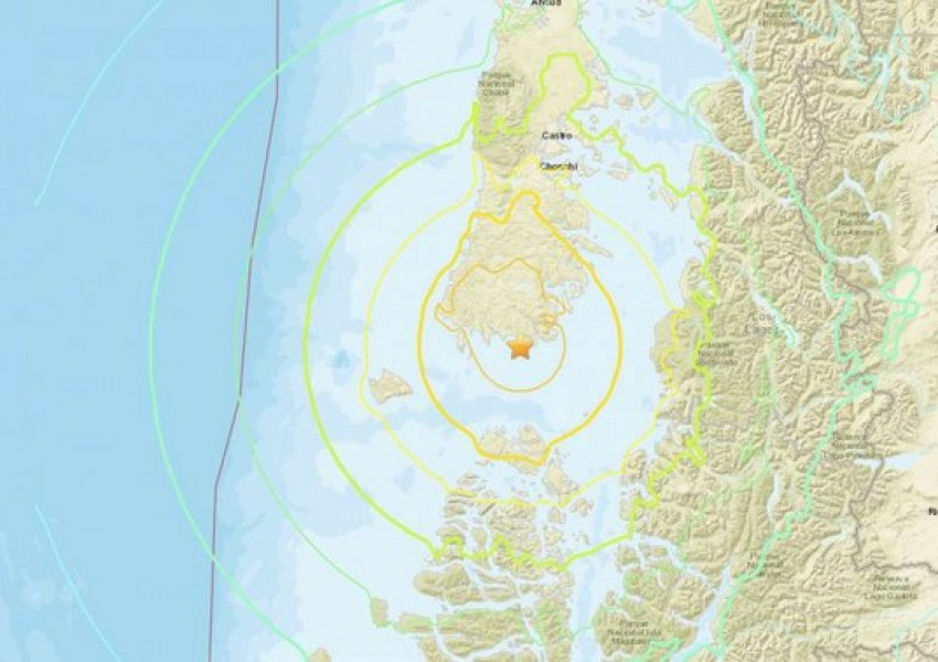 Силно земетресение с магнитут 7,7 по Рихтер удари Чили