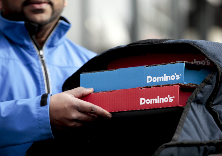Как да получите безплатна Domino's?