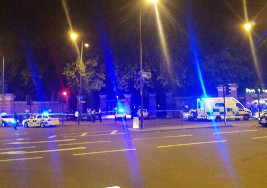 Двама тежко ранени след нападение с нож в Северен Лондон