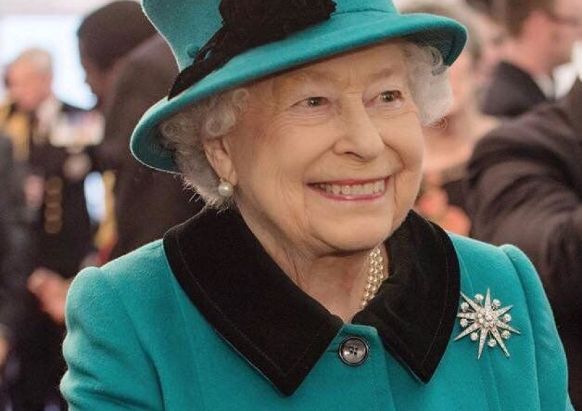 Кралица Елизабет II притежава и собствен McDonald's