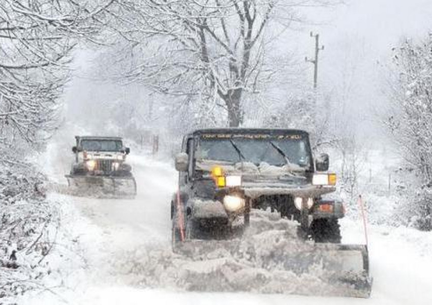Снежни виелици блокираха Румъния