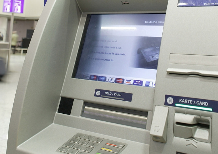 Какво да правим, ако банкоматът отчете транзакция, но не пусне пари
