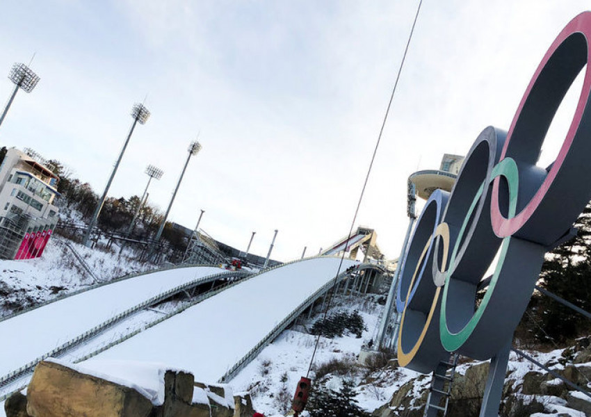Вятър рани 16 души на Олимпиадата, стотици са заразени