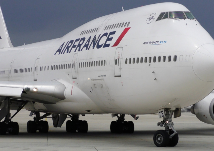 Стачка спира половината полети на Air France