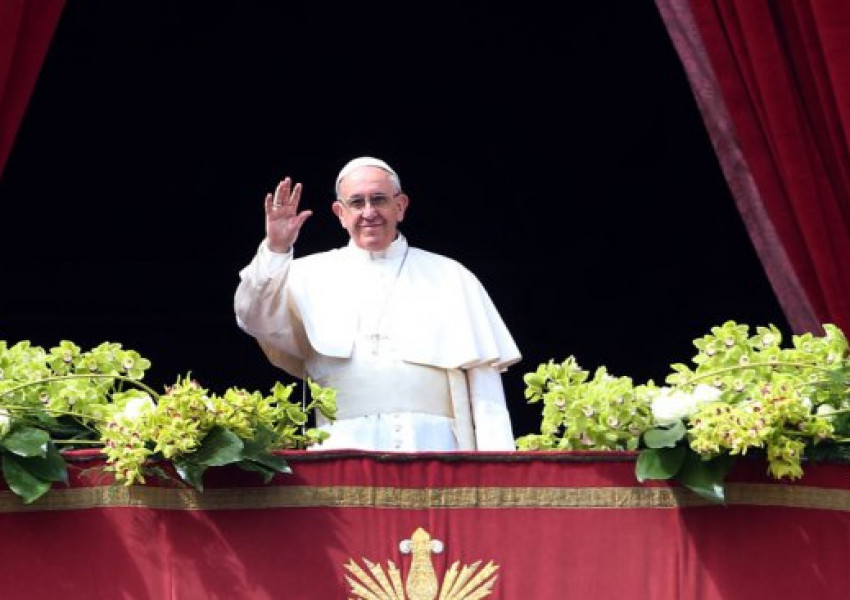 Папа Франциск ще черпи бездомни със сладолед по случай имения си ден  