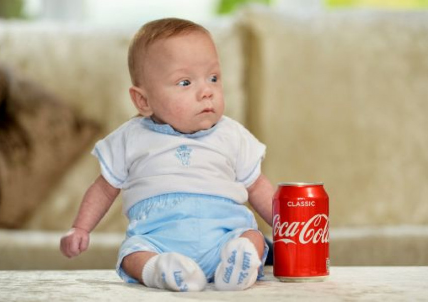 Бебе, родено едва 350 грама, е най-малкото във Великобритания