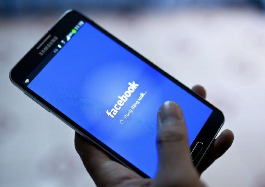 Хакери продават профилите ни във "Фейсбук" за 2 паунда