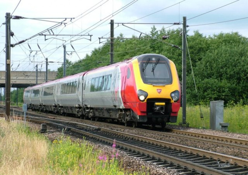 Британските влакове пълни със сексуални насилници
