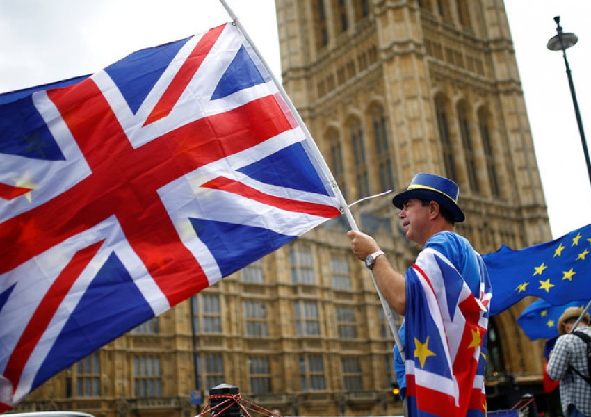 Все повече британци са за "оставане" в ЕС