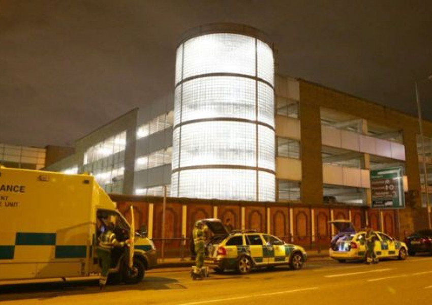 Тeрор в Манчестър! Десетки загинали и ранени на концерт на Ариана Гранде