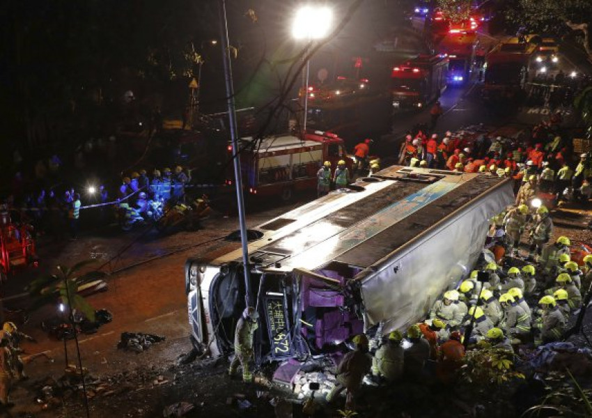 Трагедия! 18 мъртви при катастрофа в Хонг Конг