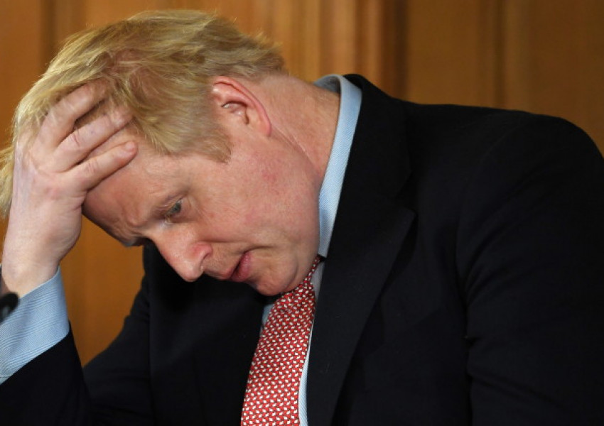 Прекалената увереност на Борис Джонсън остави Великобритания без капитан