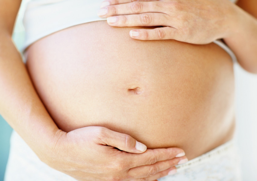 Американка забременя по време на бременност (ВИДЕО)