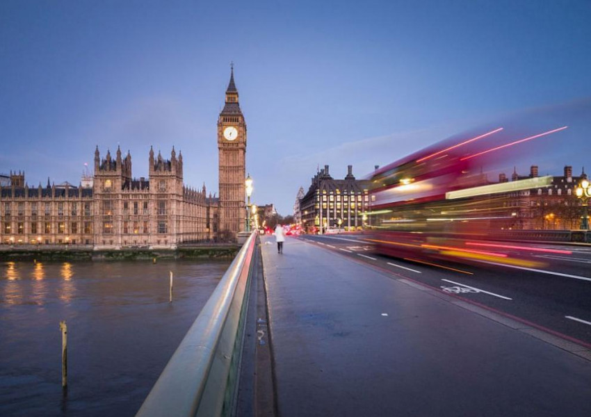 Британското правителство призова депутатите да подкрепят стратегията на Мей