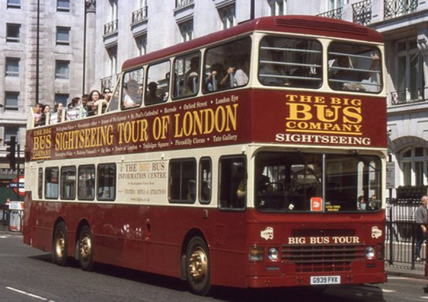 10 забележителности, които да видите с туристически автобус в Лондон