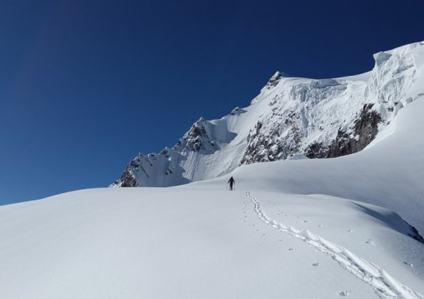 Четирима алпинисти загинаха в швейцарските Алпи 