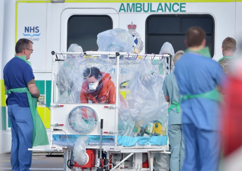 Медицинска сестра с ебола мамила властите