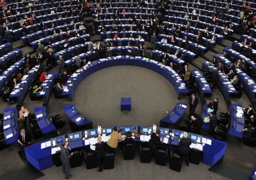 Комисия в ЕП: Украйна без визи в ЕС