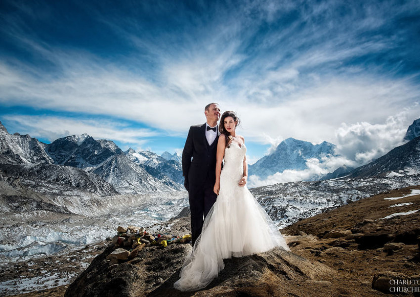 Американци се ожениха на връх Еверест (СНИМКИ)