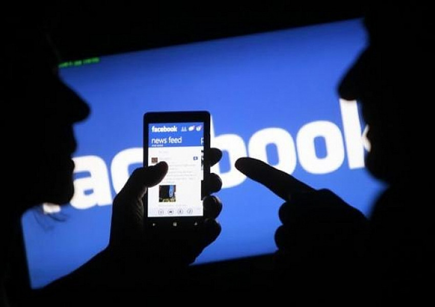 Милиони европейци с откраднати данни от "Фейсбук"