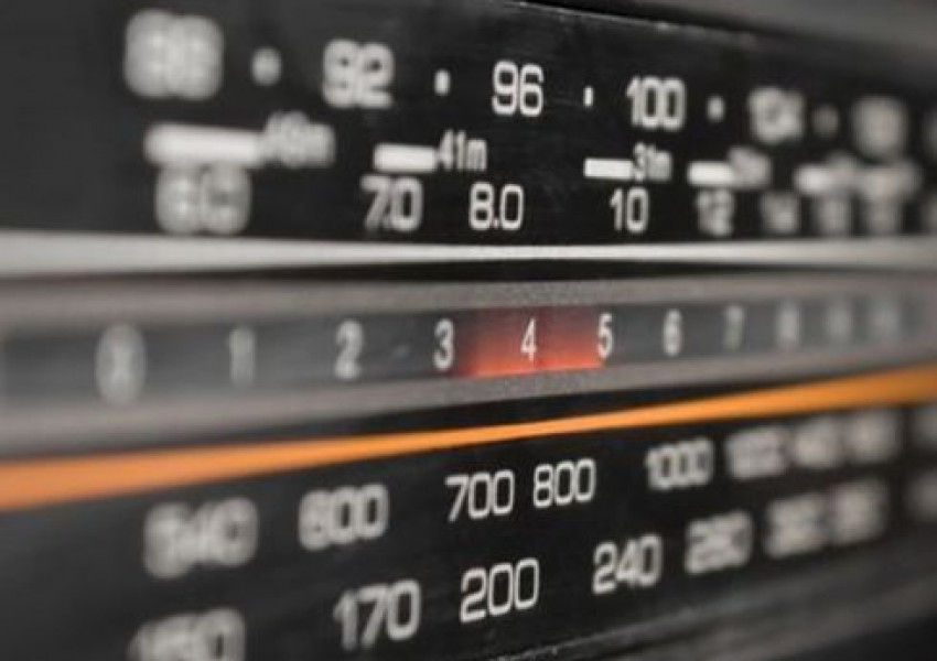 Норвегия спира излъчването на FM радио