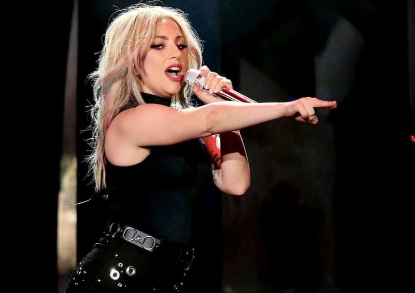 Лейди Гага пусна видео с българска народна песен в Instagram